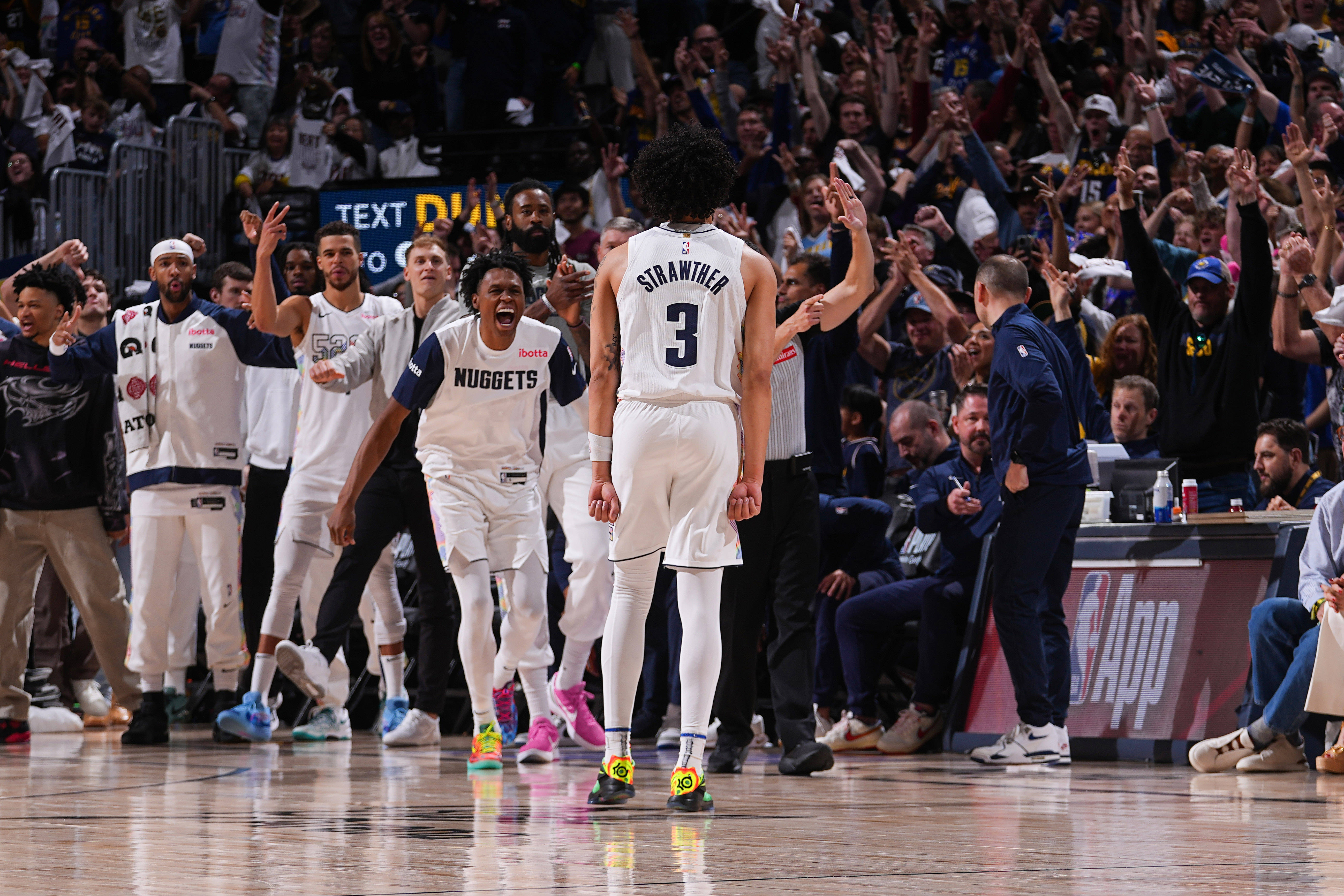  尤文图斯内部会议纪要流出：集结日造点机会；NBA季后赛使命明确；轮换策略成焦点