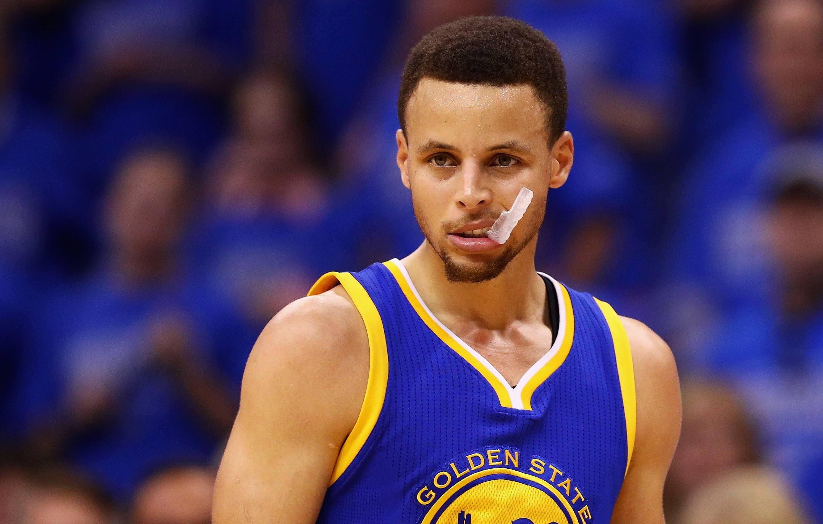 关于欧冠集结日再迎强敌，金州勇士迎来里程碑，主帅态度——管理层满意，赛季目标并未改变的信息