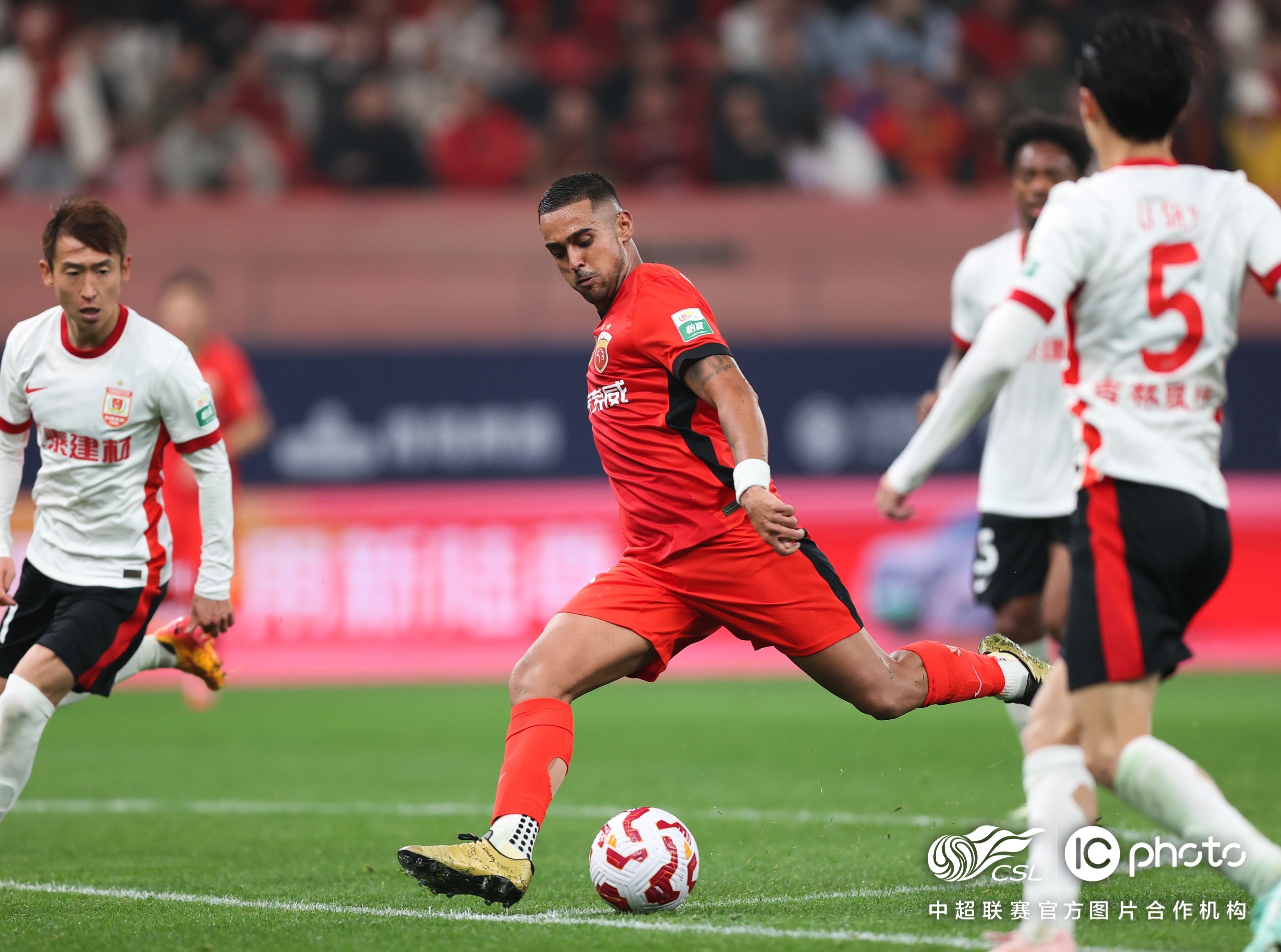 凯时登录入口 -包含赛后上海海港内部沟通——葡超节点到来，信心回归，赛季目标并未改变的词条