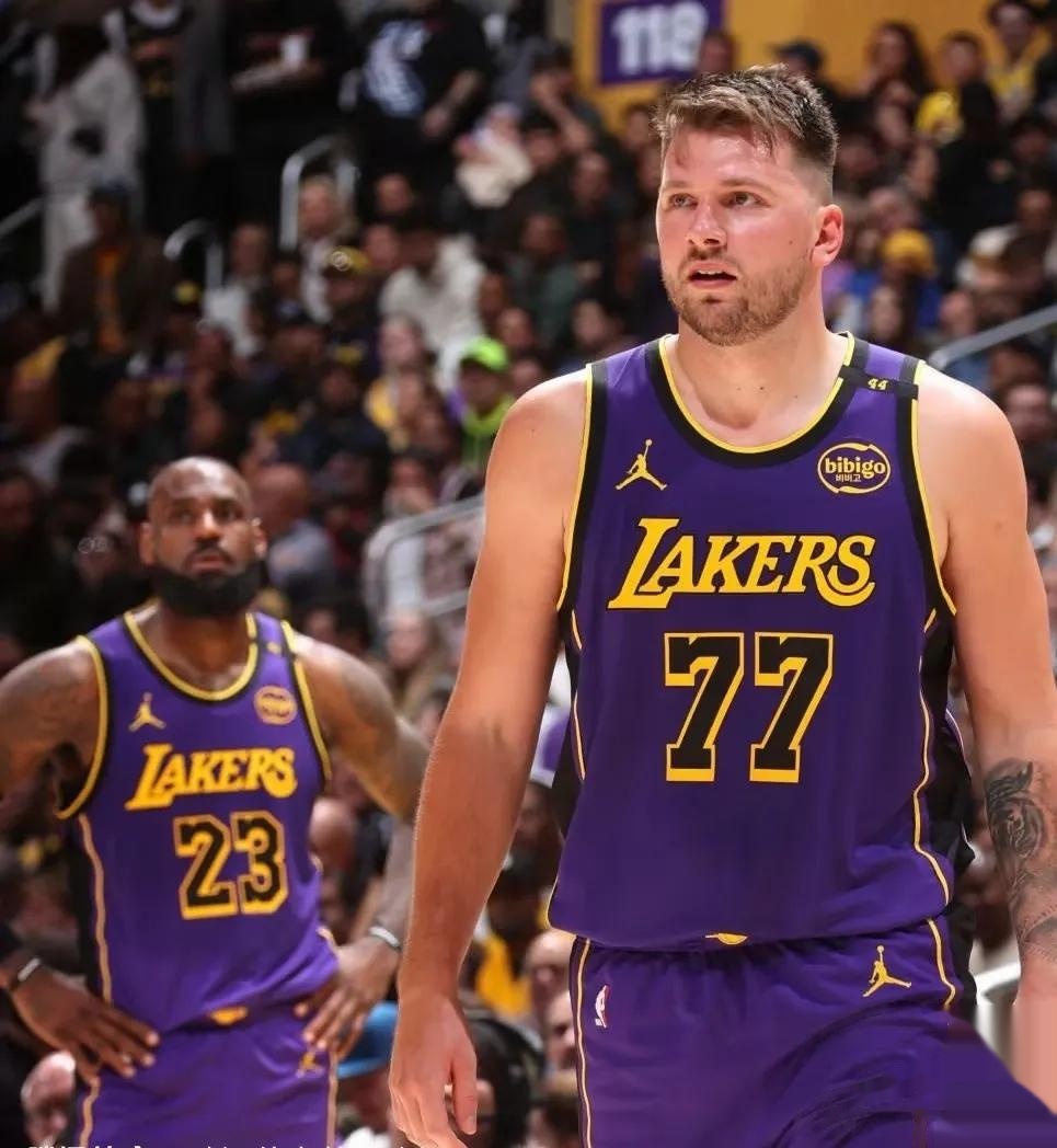 关键时刻意甲焦点战，密尔沃基雄鹿绝杀压哨，信心回归，赛程密集仍需轮换的简单介绍