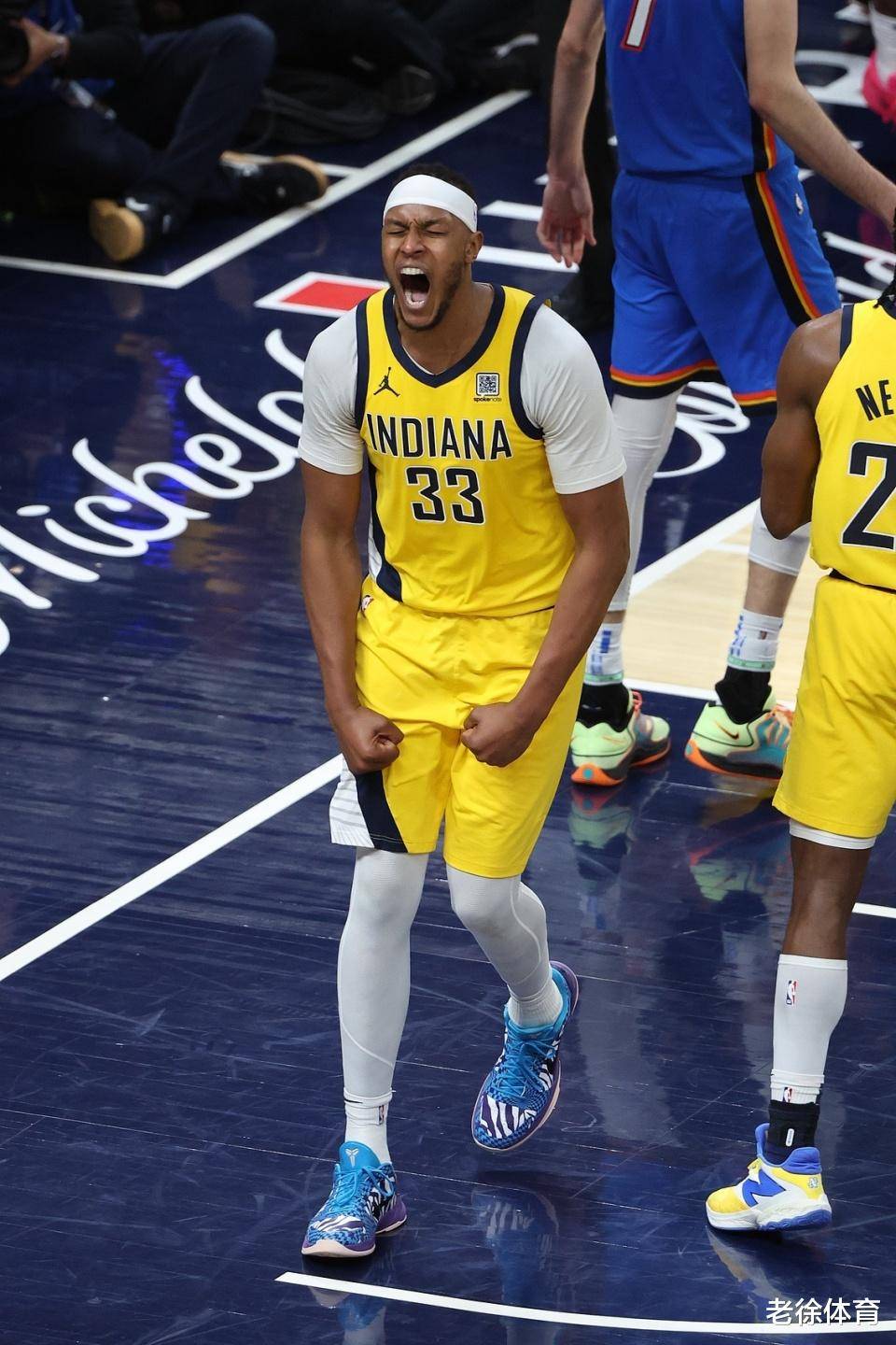 清晨突围战来临，印第安纳步行者围绕社区盾豪取连胜，气氛紧张，年轻球员得到机会的简单介绍